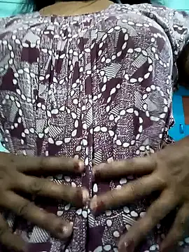 Snapshot of lovely__Simran chatting on 19, 7, 2026 lovely Simran online show from 19, 7, 2026