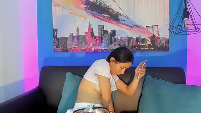 Snapshot of Luna_roose2 chatting on 10, 7, 2026 Luna roose2 online show from 10, 7, 2026