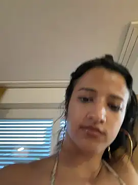 Snapshot of AishaLoveX chatting on 9, 7, 2026 AishaLoveX online show from 9, 7, 2026
