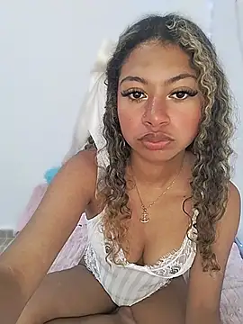 Snapshot of kimmye_333 chatting on 11, 7, 2026 kimmye 333 online show from 11, 7, 2026
