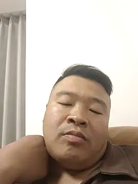 xiaowu2323 online show from 12, 7, 2026