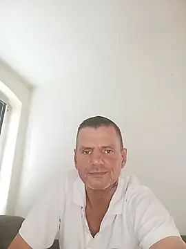 Snapshot of Mitchellhro80 chatting on 12, 7, 2026 Mitchellhro80 online show from 12, 7, 2026