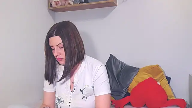 alisenties online show from 24, 1, 2025