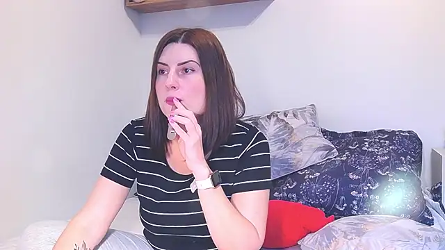 alisenties online show from 28, 2, 2025