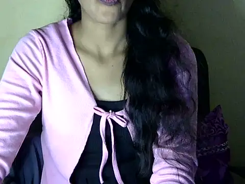 Snapshot of Hayat_K chatting on 15, 7, 2026 Hayat K online show from 15, 7, 2026