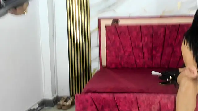 hotmommy Maia online show from 16, 7, 2026