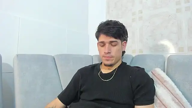 leandro coper online show from 17, 7, 2026
