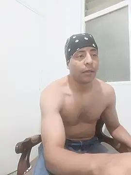Snapshot of Cris_LaCobra_ chatting on 24, 7, 2026 Cris LaCobra online show from 24, 7, 2026