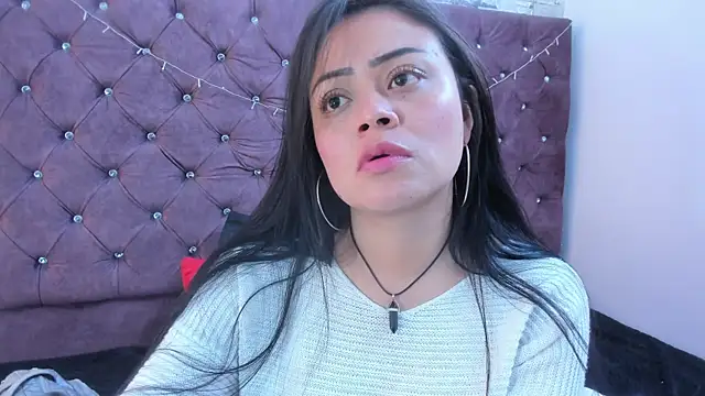 gabriela grace online show from 28, 10, 2025