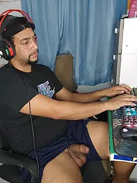 Snapshot of lzinrj chatting on 8, 8, 2026 lzinrj online show from 8, 8, 2026