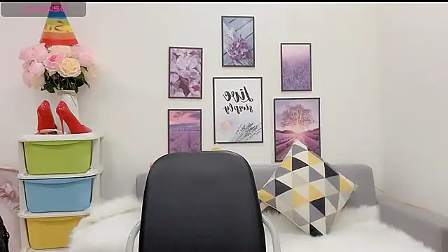 Katy Bae online show from 17, 1, 2025