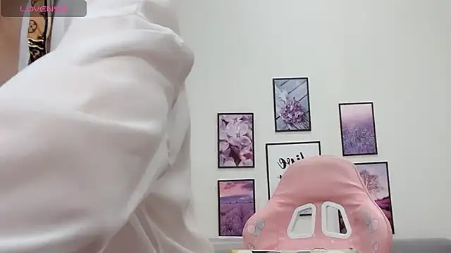 Katy Bae online show from 22, 2, 2025