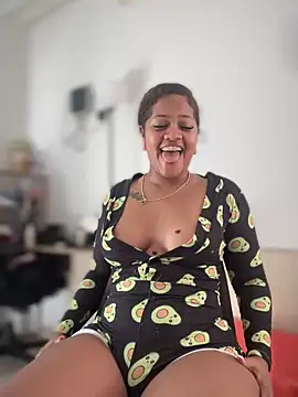 riri brunnete online show from 25, 12, 2024