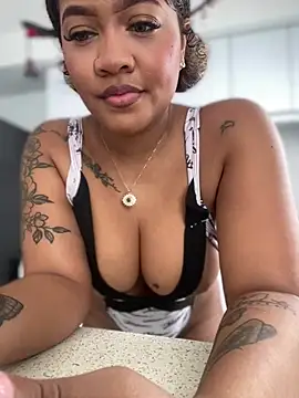 riri brunnete online show from 10, 1, 2025