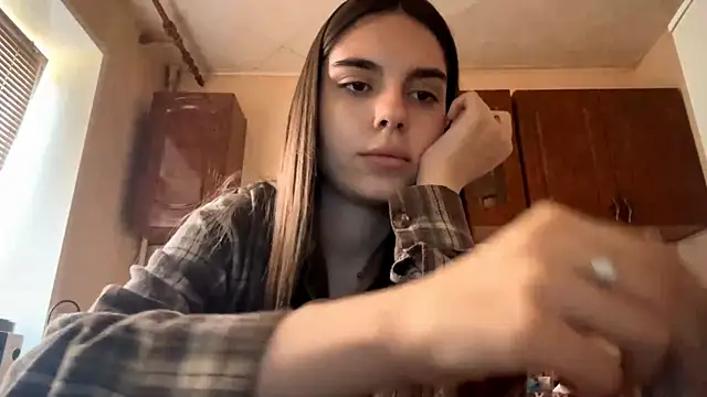 Snapshot of hey_hey_Bella chatting on 24, 7, 2026 hey hey Bella online show from 24, 7, 2026