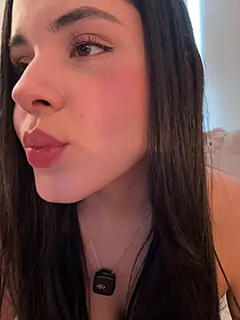 Snapshot of IvyValentine chatting on 4, 6, 2026 IvyValentine online show from 4, 6, 2026