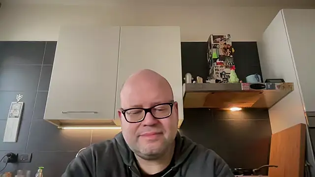 theitalianbear online show from 14, 1, 2025