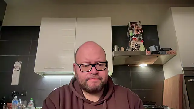 theitalianbear online show from 31, 1, 2025