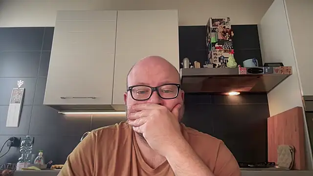 theitalianbear online show from 23, 3, 2025