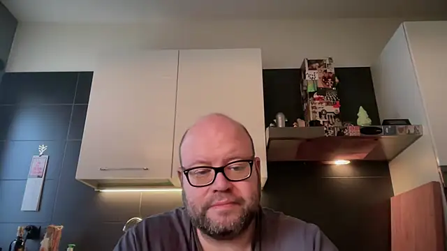 theitalianbear online show from 10, 2, 2026