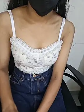 MISS-JIYA- online show from 28, 7, 2026