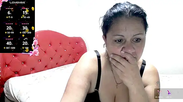Snapshot of sexy_jhoan88 chatting on 27, 5, 2026 sexy jhoan88 online show from 27, 5, 2026