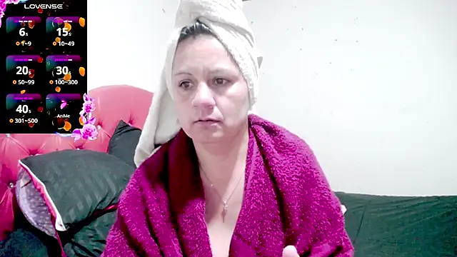 Snapshot of sexy_jhoan88 chatting on 15, 7, 2026 sexy jhoan88 online show from 15, 7, 2026