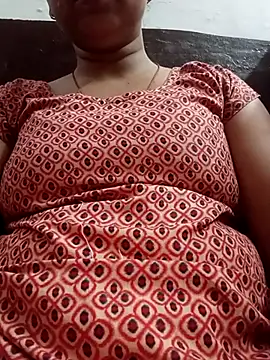 Snapshot of cute_pooja5 chatting on 27, 7, 2026 cute pooja5 online show from 27, 7, 2026