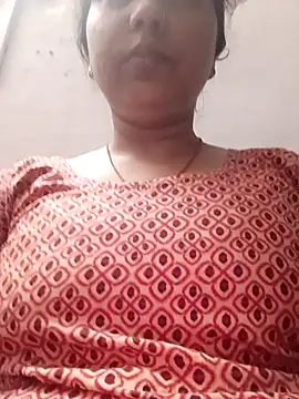Snapshot of cute_pooja5 chatting on 27, 7, 2026 cute pooja5 online show from 27, 7, 2026