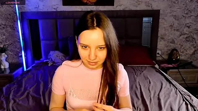 lolytaberryy online show from 28, 7, 2026