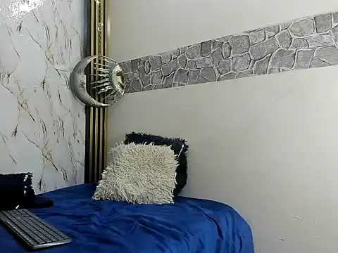 Snapshot of Angel_Boycute18 chatting on 4, 8, 2026 Angel Boycute18 online show from 4, 8, 2026