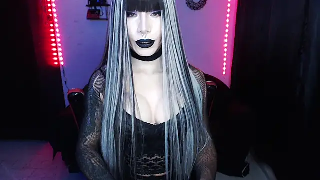 april simons2 online show from 17, 1, 2025