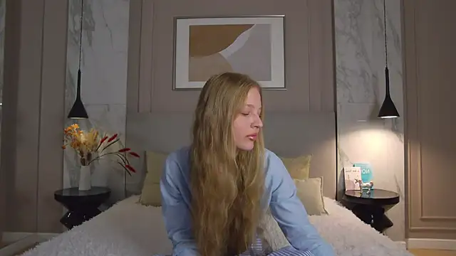 Snapshot of Aurora_Bennett chatting on 30, 7, 2026 Aurora Bennett online show from 30, 7, 2026