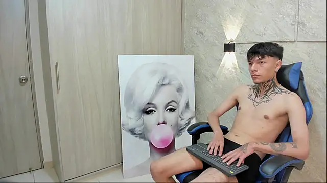 Snapshot of johan_tempt chatting on 1, 8, 2026 johan tempt online show from 1, 8, 2026