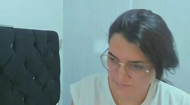 Snapshot of MARILYN_GARCIA chatting on 11, 12, 2024 MARILYN GARCIA online show from 11, 12, 2024