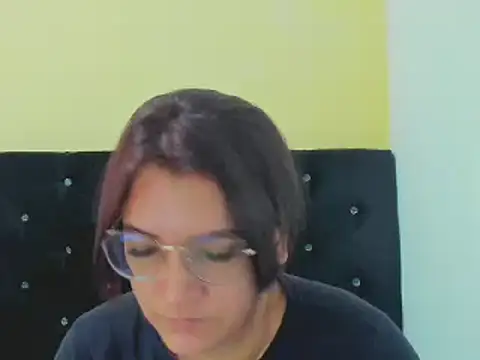 Snapshot of MARILYN_GARCIA chatting on 28, 12, 2024 MARILYN GARCIA online show from 28, 12, 2024