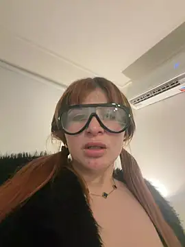 Snapshot of sirenita69 chatting on 6, 8, 2026 sirenita69 online show from 6, 8, 2026