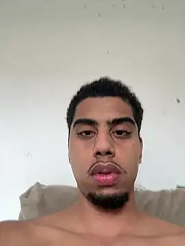 Snapshot of fferreiraaz chatting on 7, 8, 2026 fferreiraaz online show from 7, 8, 2026