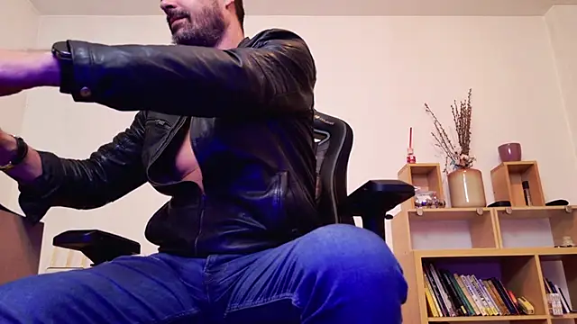 ChrisKox online show from 11, 4, 2026