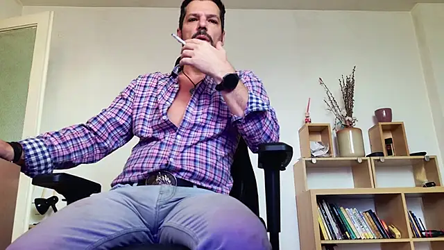 Snapshot of ChrisKox chatting on 18, 4, 2026 ChrisKox online show from 18, 4, 2026