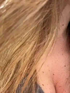 sexylenia online show from 19, 3, 2026