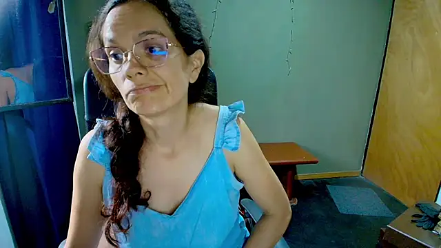 Snapshot of Nattyslave4U chatting on 11, 3, 2025 Nattyslave4U online show from 11, 3, 2025