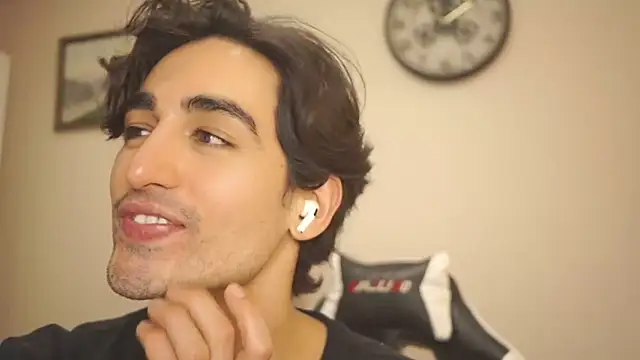 AlanDeNavarre online show from 13, 2, 2025