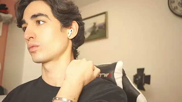 AlanDeNavarre online show from 15, 2, 2025