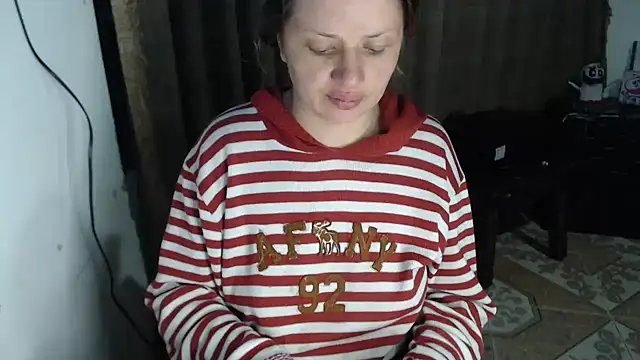 Snapshot of kattydirtylol chatting on 8, 10, 2025 kattydirtylol online show from 8, 10, 2025
