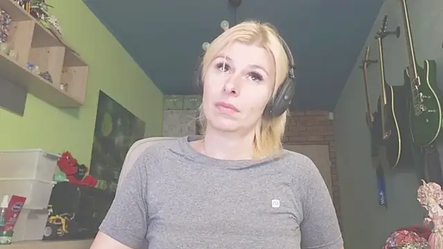 karmija online show from 11, 11, 2025