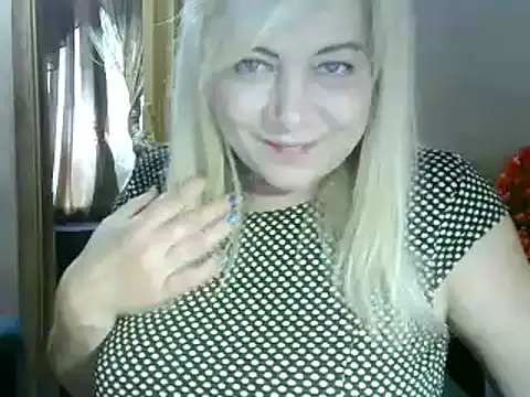 Snapshot of AgoniA7 chatting on 1, 3, 2025 AgoniA7 online show from 1, 3, 2025