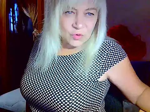 Snapshot of AgoniA7 chatting on 17, 9, 2025 AgoniA7 online show from 17, 9, 2025
