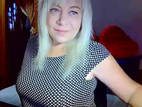 Snapshot of AgoniA7 chatting on 21, 9, 2025 AgoniA7 online show from 21, 9, 2025
