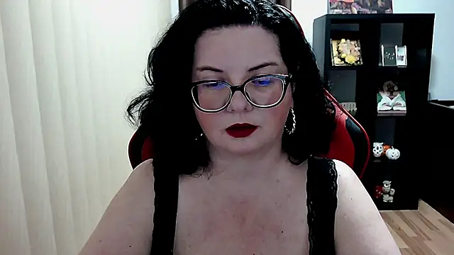 MissTroublle online show from 24, 2, 2026